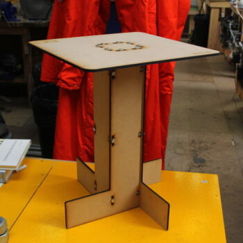 Intra απο ξύλο plywood 3mm-4mm πάχος - Απλός τελικός πίνακας Δίασταση 30x30 cm Intraeaxys-e1gkmyyo - Image 1