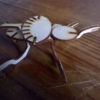 Intra απο ξύλο plywood 3mm-4mm πάχος - Αφηρημένο έντομο αράχνης κόντρα πλακέ Δίασταση 30x30 cm Intraeaxys-eox89ej1 - Image 1