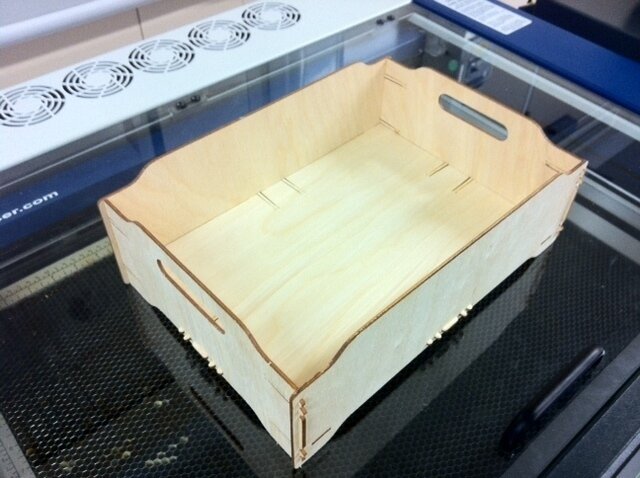 Intra απο ξύλο plywood 3mm-4mm πάχος - Στοιβαζόμενος δίσκος 3mm Δίασταση 30x30 cm Intraeaxys-67wl2rw1