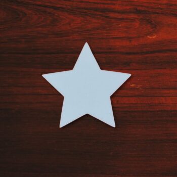 Intra απο ξύλο plywood 3mm-4mm πάχος - Διακοσμήσεις χειροτεχνίας σε σχήμα αστεριού Δίασταση 30x30 cm Intraeaxys-51rrn0d1 - Image 1