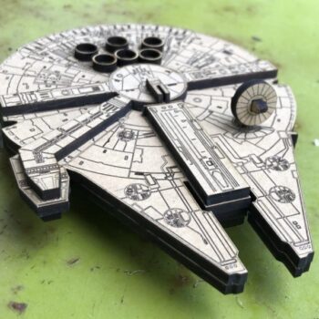 Intra απο ξύλο plywood 3mm-4mm πάχος - Star Wars Millennium Falcon Δίασταση 30x30 cm Intraeaxys-6o384nj1 - Image 1