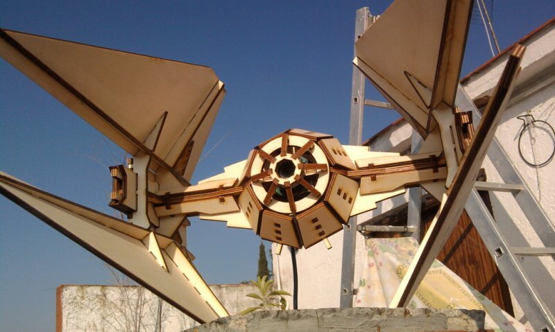 Intra απο ξύλο plywood 3mm-4mm πάχος - Tie Interceptor Δίασταση 30x30 cm Intraeaxys-qommlx8o