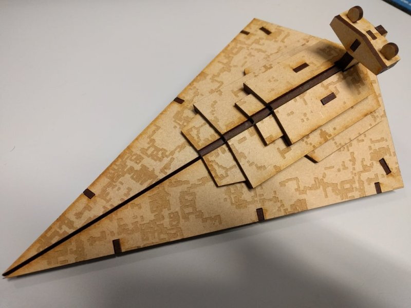 Intra απο ξύλο plywood 3mm-4mm πάχος - Star Destroyer με υφή Δίασταση 30x30 cm Intraeaxys-67wzl037