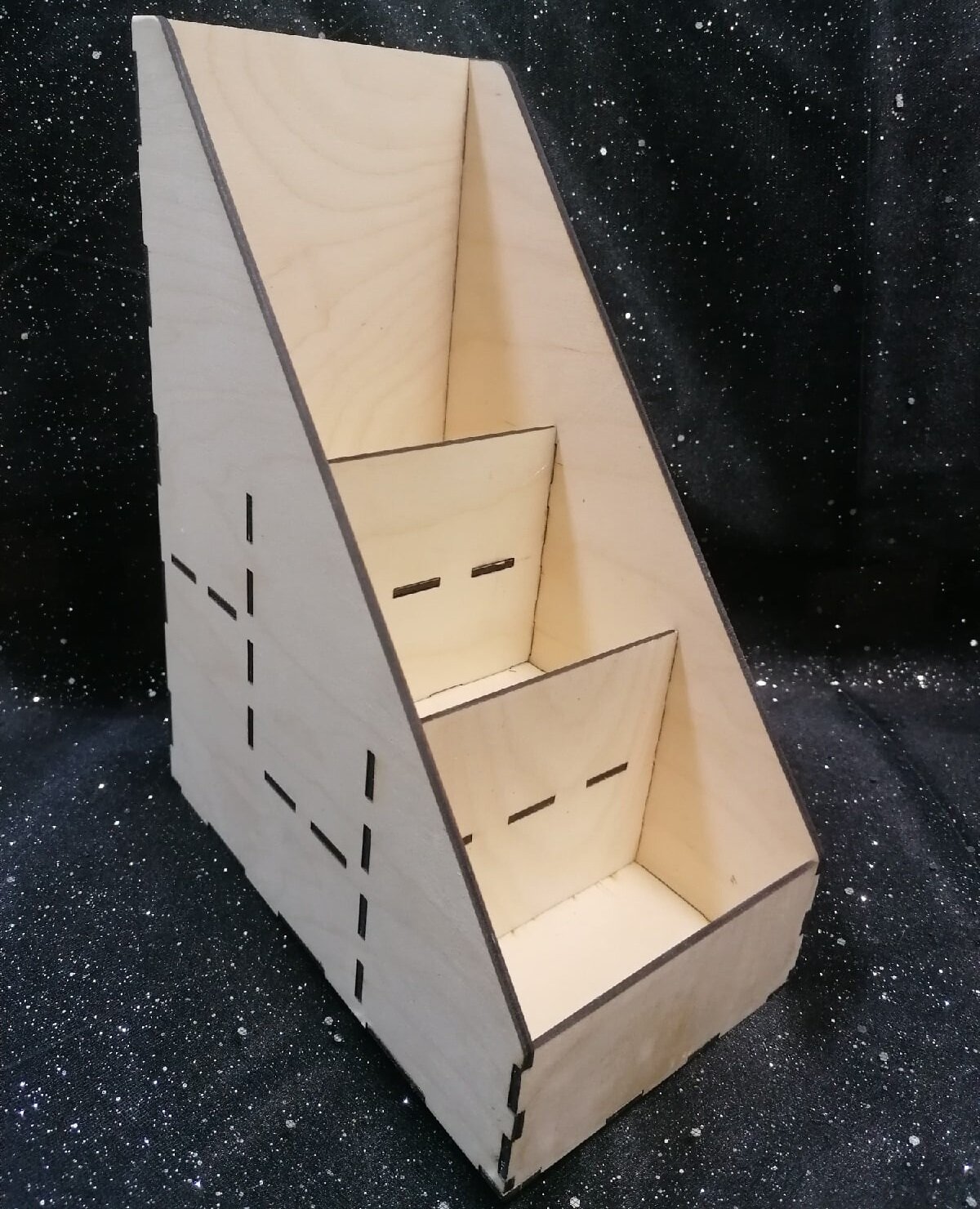 Intra απο ξύλο plywood 3mm-4mm πάχος - Βάση προβολής καρτ ποστάλ Δίασταση 30x30 cm Intraeaxys-078yxxmo