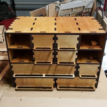 Intra απο ξύλο plywood 3mm-4mm πάχος - Κουτί εξαρτημάτων 5mm – 7/32″ Προσαρμόσιμο στοίβαγμα με επιλογές Δίασταση 30x30 cm Intraeaxys-6o38yz31 - Image 1