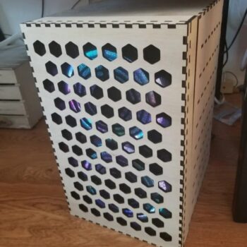 Intra απο ξύλο plywood 3mm-4mm πάχος - Ράφι αεριζόμενου δρομολογητή Δίασταση 30x30 cm Intraeaxys-yonem8po - Image 1