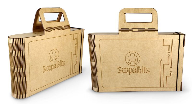 Intra απο ξύλο plywood 3mm-4mm πάχος - Υπόθεση Scopabits Δίασταση 30x30 cm Intraeaxys-r7vdm8l7