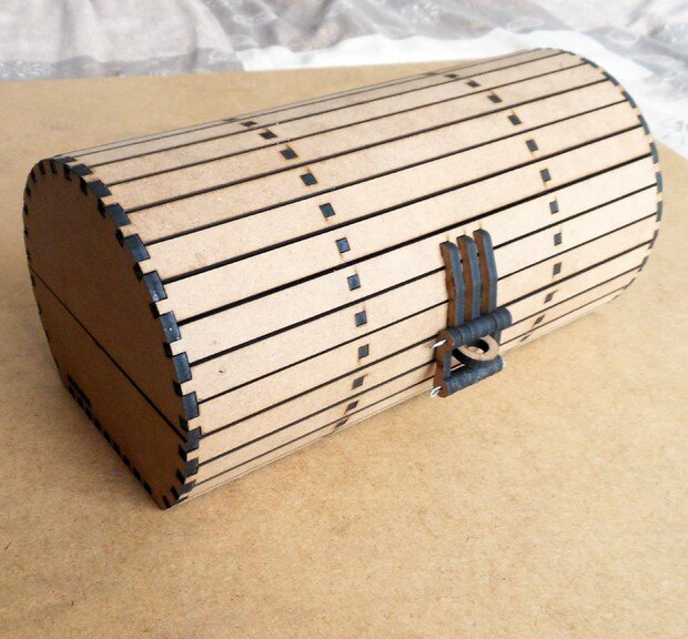 Intra απο ξύλο plywood 3mm-4mm πάχος - Κουτί κάννης 5mm Δίασταση 30x30 cm Intraeaxys-lopqey57