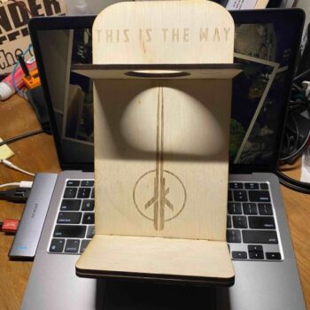 Intra απο ξύλο plywood 3mm-4mm πάχος - Star Wars Lightsaber Holder Δίασταση 30x30 cm Intraeaxys-ro6dqv67 - Image 1