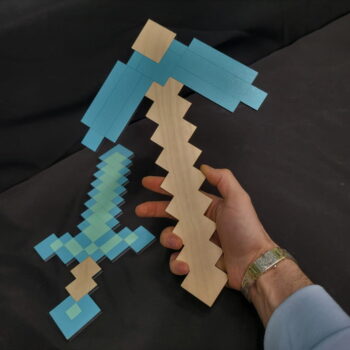 Intra απο ξύλο plywood 3mm-4mm πάχος - Minecraft Pixel Sword Δίασταση 30x30 cm Intraeaxys-eoxlqmxo - Image 3