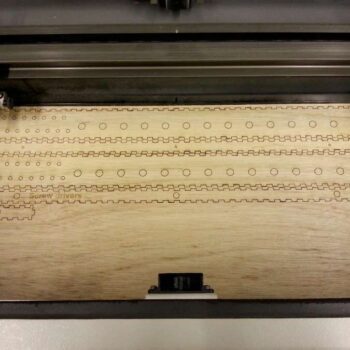 Intra απο ξύλο plywood 3mm-4mm πάχος - Κατσαβίδι Ράφι τοίχου 3mm Δίασταση 30x30 cm Intraeaxys-eo209ql7 - Image 4