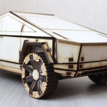 Intra απο ξύλο plywood 3mm-4mm πάχος - Ξύλινο τρισδιάστατο μοντέλο Tesla Cybertruck Δίασταση 30x30 cm Intraeaxys-51rre601 - Image 1