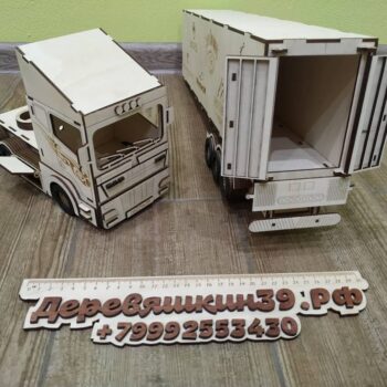 Intra απο ξύλο plywood 3mm-4mm πάχος - Παιδικό παιχνίδι φορτηγό Scania R580 Δίασταση 30x30 cm Intraeaxys-075yprmo - Image 1