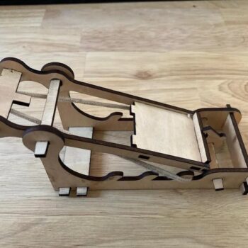 Intra απο ξύλο plywood 3mm-4mm πάχος - Χωρίς καταπέλτη κόλλας Δίασταση 30x30 cm Intraeaxys-p7yr96zo - Image 1