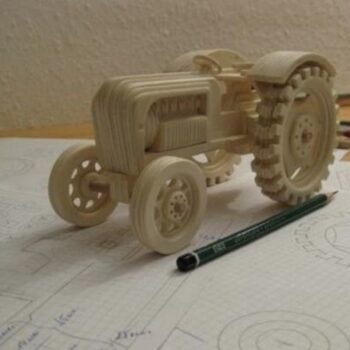 Intra απο ξύλο plywood 3mm-4mm πάχος - Τρακτέρ 4mm Δίασταση 30x30 cm Intraeaxys-joed8x91 - Image 1