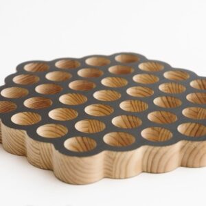 Intra απο ξύλο plywood 3mm-4mm πάχος - Circle Honeycomb Trivet 19 Holes Δίασταση 30x30 cm Intraeaxys-67wlw3m1