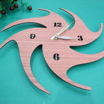 Intra απο ξύλο plywood 3mm-4mm πάχος - Ασυνήθιστο Ξύλινο ρολόι Μοναδική διακόσμηση τοίχου Δίασταση 30x30 cm Intraeaxys-yon03eg7 - Image 5