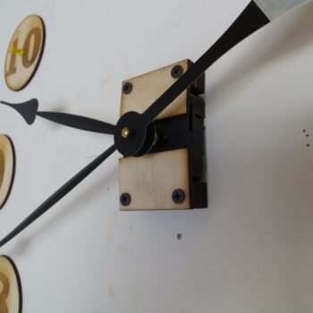 Intra απο ξύλο plywood 3mm-4mm πάχος - Μεγάλο Ρολόι Τοίχου Ρολόι Τοίχου 20 ιντσών Δίασταση 30x30 cm Intraeaxys-m1d6pyl7 - Image 3