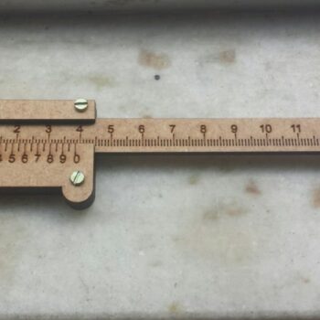 Intra απο ξύλο plywood 3mm-4mm πάχος - Vernier Calliper Δίασταση 30x30 cm Intraeaxys-67wz9987 - Image 1