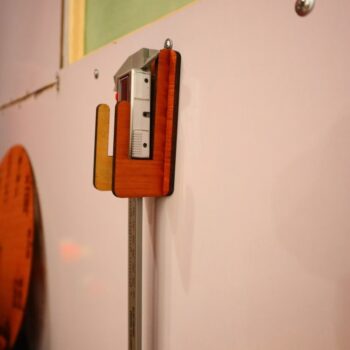 Intra απο ξύλο plywood 3mm-4mm πάχος - Digital Vernier Caliper Βάση τοίχου 4mm Δίασταση 30x30 cm Intraeaxys-e1gk9gvo - Image 9