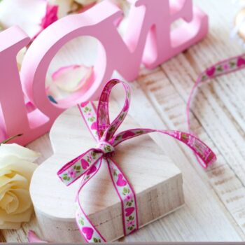 Intra απο ξύλο plywood 3mm-4mm πάχος - Έννοια για την Ημέρα του Αγίου Βαλεντίνου Love Decor γράμματα Δίασταση 30x30 cm Intraeaxys-eoxljrqo - Image 4