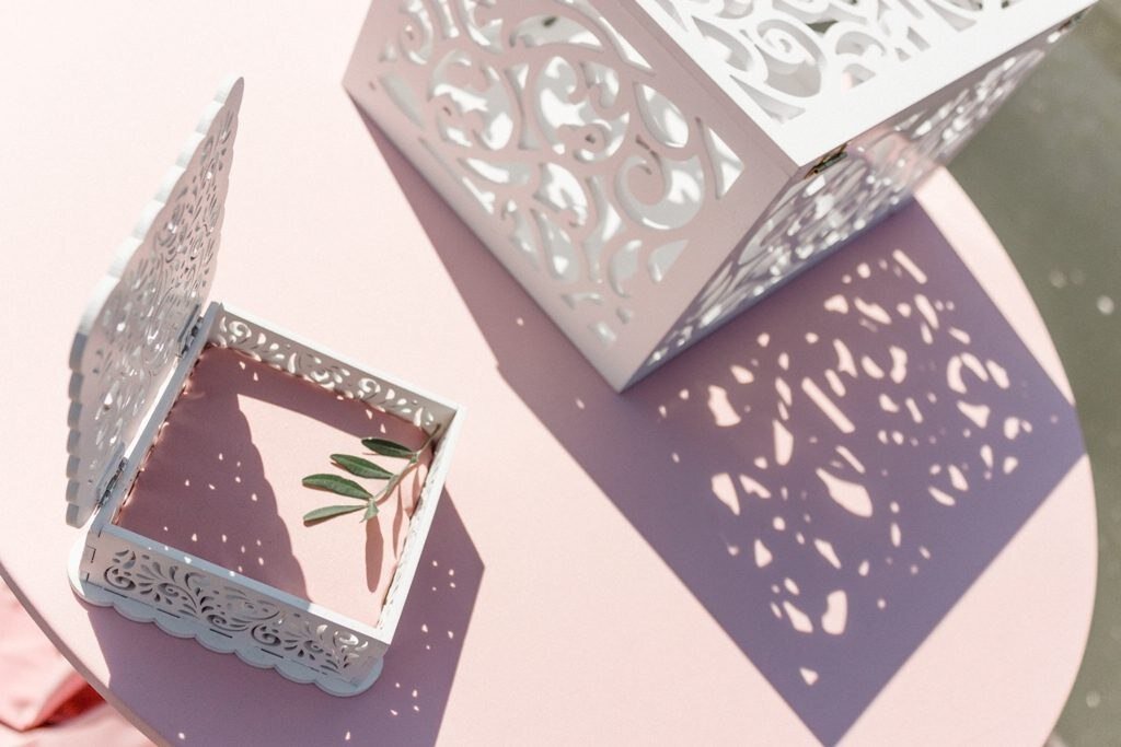 Intra απο ξύλο plywood 3mm-4mm πάχος - Κουτί γάμου για χρήματα Δίασταση 30x30 cm Intraeaxys-91jr0g7m