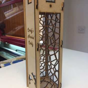 Intra απο ξύλο plywood 3mm-4mm πάχος - Διακόσμηση Μπουκαλιού Κρασιού Κουτί δώρου 3mm Δίασταση 30x30 cm Intraeaxys-ro6y2827 - Image 3