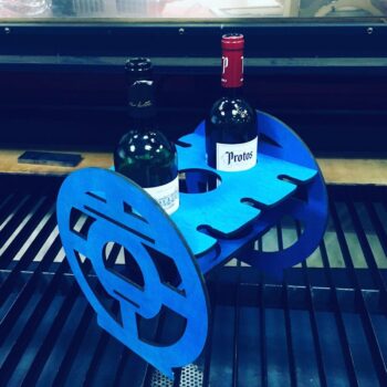 Intra απο ξύλο plywood 3mm-4mm πάχος - Ξύλινη ράφι κρασιού με ρόδες Stemware Γυάλινη θήκη για μπουκάλια 6mm Κόντρα πλακέ Δίασταση 30x30 cm Intraeaxys-m1d6lrx7 - Image 3