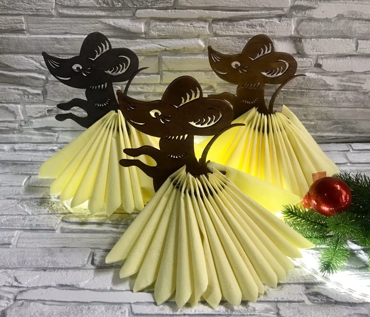 Intra απο ξύλο plywood 3mm-4mm πάχος - Θήκη για χαρτοπετσέτα ποντικιού 3mm Δίασταση 30x30 cm Intraeaxys-p7ym5k57