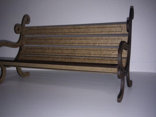 Intra απο ξύλο plywood 3mm-4mm πάχος - Ξύλινος πάγκος κήπου Δίασταση 30x30 cm Intraeaxys-r7vm3lk7