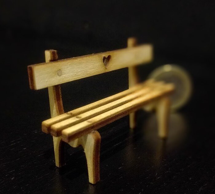 Intra απο ξύλο plywood 3mm-4mm πάχος - Μικρός πάγκος 3mm Δίασταση 30x30 cm Intraeaxys-eo20ngm7