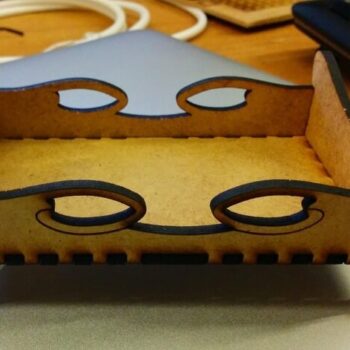 Intra απο ξύλο plywood 3mm-4mm πάχος - Κρεβάτι για την Barbie Δίασταση 30x30 cm Intraeaxys-eo4q8987 - Image 1