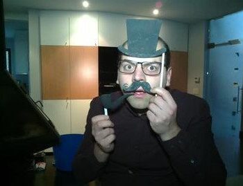 Intra απο ξύλο plywood 3mm-4mm πάχος - Διασκεδαστικά στηρίγματα Photo Booth Δίασταση 30x30 cm Intraeaxys-r7vm0lz7 - Image 1