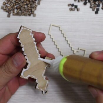 Intra απο ξύλο plywood 3mm-4mm πάχος - Μπρελόκ Minecraft Δίασταση 5x5 cm Intraeaxys-51rr6zm1 - Image 3