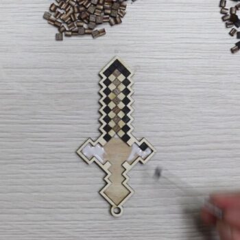 Intra απο ξύλο plywood 3mm-4mm πάχος - Μπρελόκ Minecraft Δίασταση 5x5 cm Intraeaxys-51rr6zm1 - Image 4