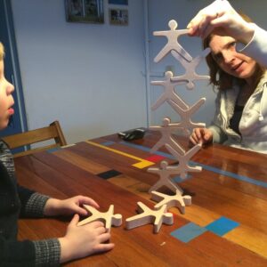 Intra απο ξύλο plywood 3mm-4mm πάχος - CNC Router Wooden Stacking People Toy Δίασταση 30x30 cm Intraeaxys-eo0qdy51