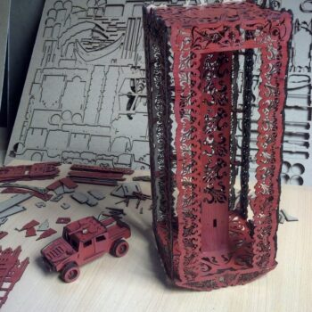 Intra απο ξύλο plywood 3mm-4mm πάχος - Ξύλινο περίπλοκο φωτιστικό Δίασταση 30x30 cm Intraeaxys-ro6y2j67 - Image 1