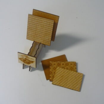 Intra απο ξύλο plywood 3mm-4mm πάχος - Ξύλινο Πιάτο Σταντ Δίασταση 30x30 cm Intraeaxys-p7ym6jz7 - Image 3