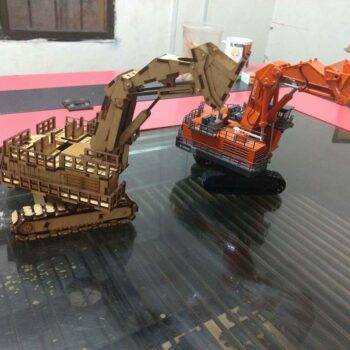 Intra απο ξύλο plywood 3mm-4mm πάχος - Εκσκαφέας Ορυχείων 3mm Δίασταση 30x30 cm Intraeaxys-eo4qzgw7 - Image 1