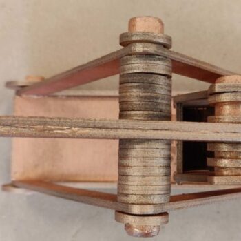 Intra απο ξύλο plywood 3mm-4mm πάχος - Trebuchet με Πείρες Δίασταση 30x30 cm Intraeaxys-6o384zr1 - Image 3