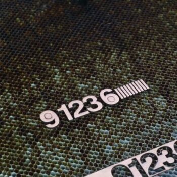 Intra απο ξύλο plywood 3mm-4mm πάχος - Ξύλινο ρολόι τοίχου Δίασταση 30x30 cm Intraeaxys-91jkpkgo - Image 4