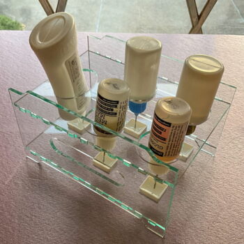 Intra απο ξύλο plywood 3mm-4mm πάχος - Σχάρα μπουκαλιών κόλλας Δίασταση 30x30 cm Intraeaxys-51rrmdm1 - Image 1