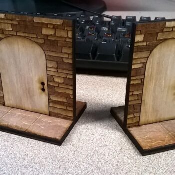 Intra απο ξύλο plywood 3mm-4mm πάχος - Επιτραπέζιες μινιατούρες πόρτες Δίασταση 30x30 cm Intraeaxys-51rrlvm1 - Image 1