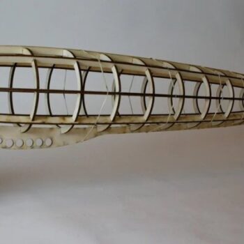 Intra απο ξύλο plywood 3mm-4mm πάχος - Zeppelin 3D Δίασταση 30x30 cm Intraeaxys-e1g533mo - Image 1