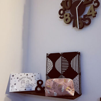 Intra απο ξύλο plywood 3mm-4mm πάχος - Σύγχρονο ρολόι τοίχου με έντονους αριθμούς Δίασταση 30x30 cm Intraeaxys-p7yme857 - Image 3