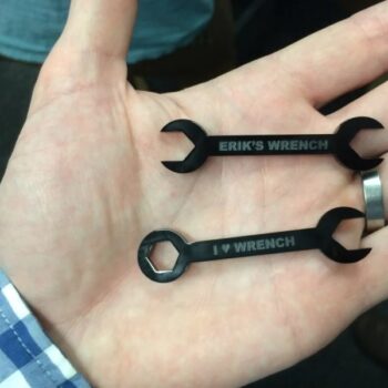 Intra απο ξύλο plywood 3mm-4mm πάχος - 5/16 Ακρυλικό κλειδί Δίασταση 20x20 cm Intraeaxys-p7yr9j2o - Image 1