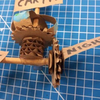 Intra απο ξύλο plywood 3mm-4mm πάχος - Ηλιακό σύστημα από χαρτόνι Δίασταση 30x30 cm Intraeaxys-pokm3dk1 - Image 4