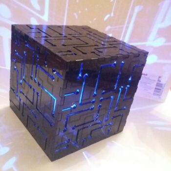 Intra απο ξύλο plywood 3mm-4mm πάχος - Cube Night Light Δίασταση 30x30 cm Intraeaxys-078y6yno - Image 1