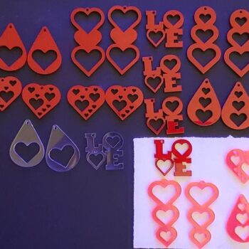 Intra απο ξύλο plywood 3mm-4mm πάχος - Αρχείο PDF προτύπου σκουλαρίκια Αγίου Βαλεντίνου Δίασταση 3x3 cm Intraeaxys-eo0qj8w1 - Image 1