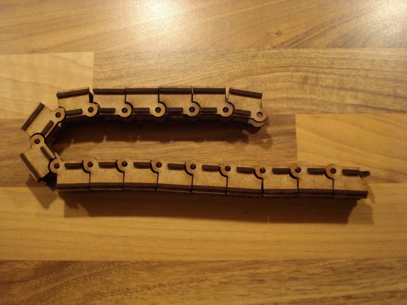 Intra απο ξύλο plywood 3mm-4mm πάχος - Σύρετε την αλυσίδα Δίασταση 30x30 cm Intraeaxys-qom6mkr1